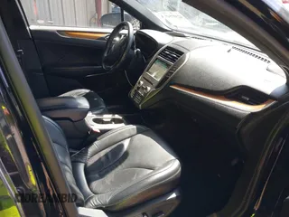 2018 Lincoln MKC Select with VIN 5LMCJ2D93JUL03548, listed as a IAAI auction lot 42307549 with 138,423 mi miles and . Bid and sale history available at DreamBid. Image 5.