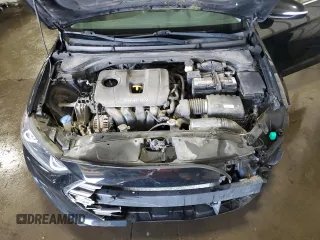 2017 Hyundai Elantra SE z VIN 5NPD84LF5HH002214, wystawiony jako Copart lot #56302285 z przebiegiem 135 856 mil mil oraz Szkoda całkowita • Salvage title. Historia ofert i sprzedaży dostępna na DreamBid. Obrazek 11.