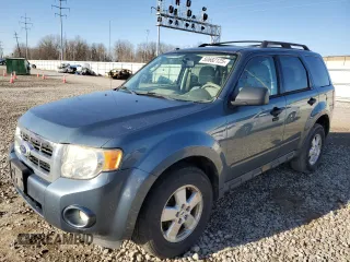 2011 Ford Escape XLT z VIN 1FMCU9DG4BKA85540, wystawiony jako Copart lot #50682125 z przebiegiem 183 747 mil mil oraz Czysty tytuł • Clean title. Historia ofert i sprzedaży dostępna na DreamBid. Obrazek 1.