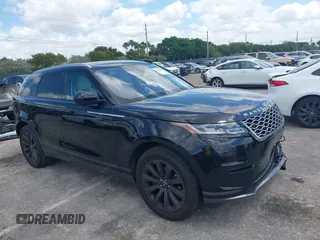 2019 Land Rover Range Rover Velar S z VIN SALYB2EX7KA210115, wystawiony jako IAAI lot #42074813 z przebiegiem 34 647 mil mil oraz . Historia ofert i sprzedaży dostępna na DreamBid. Obrazek 1.