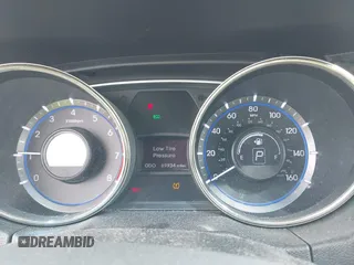 2013 Hyundai Sonata GLS z VIN 5NPEB4ACXDH569785, wystawiony jako IAAI lot #39392769 z przebiegiem 69 934 mil mil oraz . Historia ofert i sprzedaży dostępna na DreamBid. Obrazek 7.