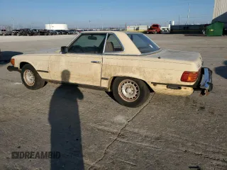 1981 Mercedes-Benz 380 380SL with VIN WDBBA45A2BB007133, listed as a Copart auction lot 85577044 with 132,988 mi miles and Clean Title. Bid and sale history available at carsss.com. Image 2.
