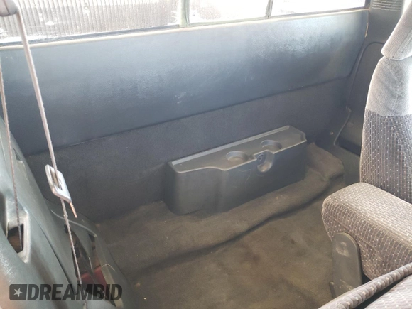 1996 GMC Sonoma SLS with VIN 1GTDT19W9T8510620, listed as a Copart auction lot 75432024 with 132,192 mi miles and Salvage Title. Bid and sale history available at carsss.com. Image 10.