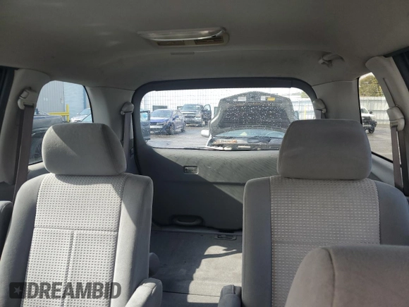 2004 Mazda MPV LX with VIN JM3LW28A840523283, listed as a Copart auction lot 51441785 with 215,235 mi miles and Salvage title. Bid and sale history available at DreamBid. Image 10.