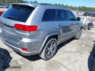 2020 Jeep Grand Cherokee Overland with VIN 1C4RJECG6LC129096, listed as a IAAI auction lot 41740774 with 93,988 mi miles. Bid and sale history available at carsss.com. Image 4.