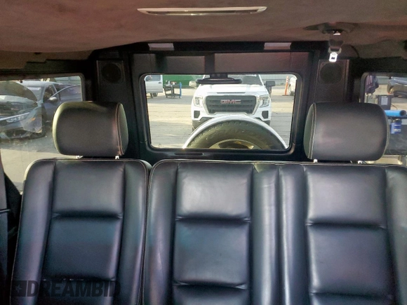 2013 Mercedes-Benz G 63 AMG с VIN WDCYC7DF7DX201046, выставлен на аукционе Copart как лот 57858775 с пробегом 138 287 миль миль и Чистый • Clean title. История ставок и продаж доступна на DreamBid. Изображение 10.