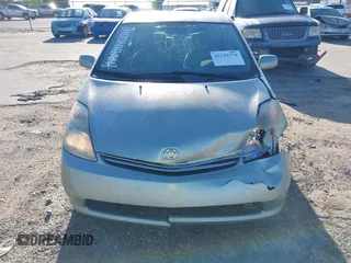 2008 Toyota Prius with VIN JTDKB20U983459524, listed as a IAAI auction lot 42142772 with 118,170 mi miles. Bid and sale history available at carsss.com. Image 14.