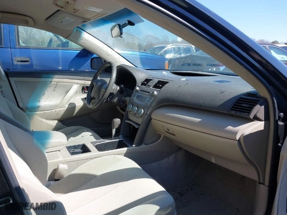 2009 Toyota Camry with VIN 4T1BE46K29U302093, listed as a IAAI auction lot 41908909 with 261,571 mi miles. Bid and sale history available at carsss.com. Image 5.