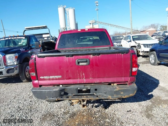 2006 Chevrolet Silverado 1500 LT2 with VIN 2GCEK13T861189215, listed as a IAAI auction lot 41595790 with 257,724 mi miles. Bid and sale history available at carsss.com. Image 16.