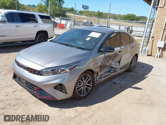 2024 Kia Forte GT-Line with VIN 3KPF54AD9RE801535, listed as a IAAI auction lot 40429345 with 1,343 mi miles. Bid and sale history available at carsss.com. Image 2.
