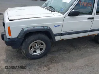 1998 Jeep Cherokee Sport z VIN 1J4FJ68SXWL243008, wystawiony jako IAAI lot #42411968 z przebiegiem 147 680 mil mil oraz . Historia ofert i sprzedaży dostępna na DreamBid. Obrazek 15.