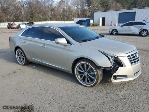 2013 Cadillac XTS Luxury with VIN 2G61R5S39D9178115, listed as a Copart auction lot 44142745 with 99,596 mi miles and Clean Title. Bid and sale history available at carsss.com. Image 4.
