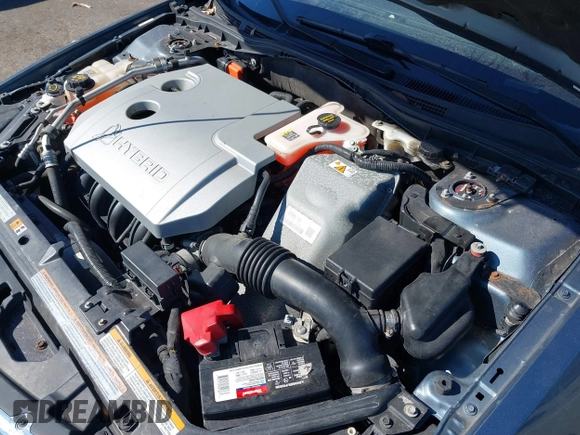 2012 Lincoln MKZ Hybrid with VIN 3LNDL2L32CR814855, listed as a IAAI auction lot 41652902 with 96,874 mi miles and . Bid and sale history available at DreamBid. Image 10.