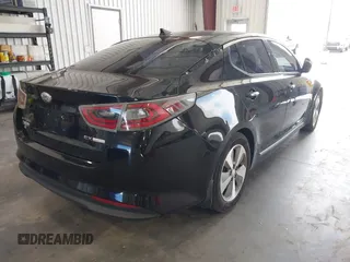 2014 Kia Optima EX z VIN KNAGN4AD5E5068312, wystawiony jako IAAI lot #42691871 z przebiegiem 147 596 mil mil oraz . Historia ofert i sprzedaży dostępna na DreamBid. Obrazek 4.