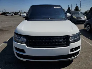 2017 Land Rover Range Rover z VIN SALGR2FVXHA377114, wystawiony jako Copart lot #63293205 z przebiegiem 69 846 mil mil oraz Czysty tytuł • Clean title. Historia ofert i sprzedaży dostępna na DreamBid. Obrazek 5.