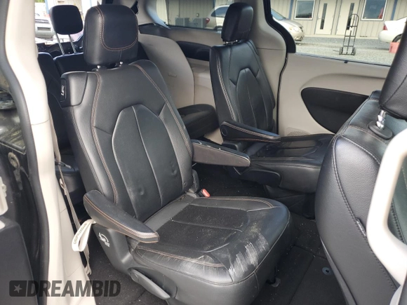 2017 Chrysler Pacifica Touring L with VIN 2C4RC1BG3HR576178, listed as a Copart auction lot 52801685 with 151,904 mi miles and Salvage Title. Bid and sale history available at DreamBid. Image 11.