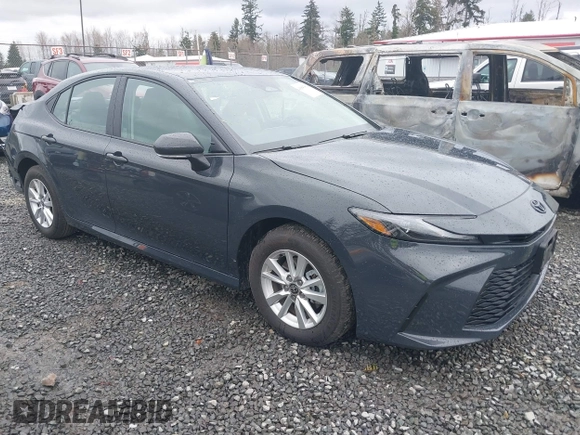 2025 Toyota Camry LE z VIN 4T1DBADK8SU516255, wystawiony jako IAAI lot #41847062 z przebiegiem 4 534 mil mil oraz . Historia ofert i sprzedaży dostępna na DreamBid. Obrazek 1.