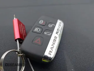 2019 Land Rover Range Rover Velar S with VIN SALYB2EN5KA227073, listed as a IAAI auction lot 42336678 with 72,797 mi miles and . Bid and sale history available at DreamBid. Image 11.