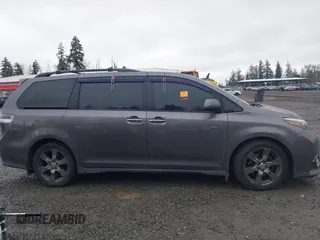 2017 Toyota Sienna SE with VIN 5TDXZ3DC0HS800493, listed as a IAAI auction lot 41946609 with Not Provided miles and . Bid and sale history available at DreamBid. Image 13.