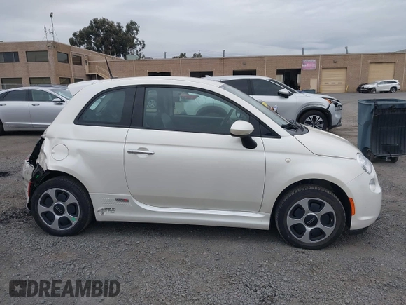 2015 FIAT 500e with VIN 3C3CFFGE0FT623389, listed as a IAAI auction lot 41473493 with 34,177 mi miles and . Bid and sale history available at DreamBid. Image 13.