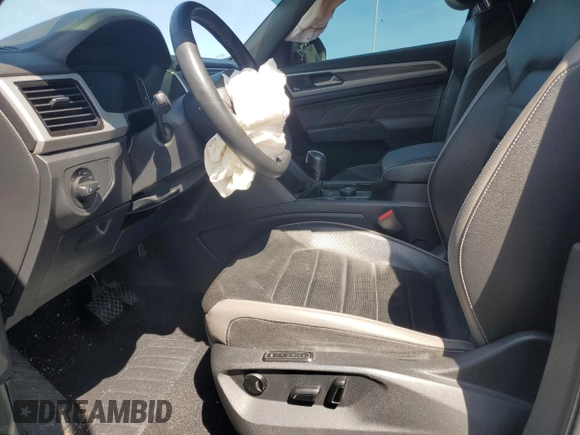 2021 Volkswagen Atlas SEL Premium with VIN 1V2TE2CA8MC205129, listed as a Copart auction lot 53693985 with Not provided miles and Salvage title. Bid and sale history available at DreamBid. Image 7.
