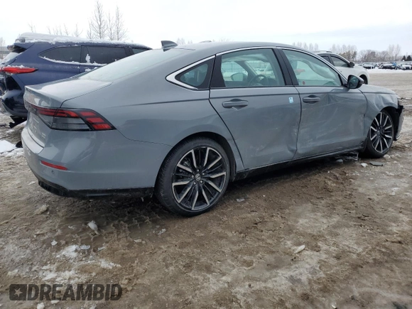 2025 Honda Accord Touring with VIN 1HGCY2F80SA800276, listed as a Copart auction lot 44731645 with 8,029 mi miles and Clean title. Bid and sale history available at DreamBid. Image 3.