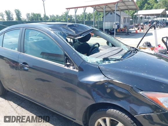 2012 Mazda 3 i Touring with VIN JM1BL1V88C1695119, listed as a IAAI auction lot 42767375 with 130,293 mi miles and . Bid and sale history available at DreamBid. Image 18.