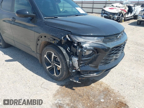2022 Chevrolet TrailBlazer RS with VIN KL79MTSL9NB033818, listed as a IAAI auction lot 42013033 with 43,260 mi miles and . Bid and sale history available at DreamBid. Image 6.