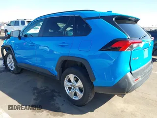 2021 Toyota RAV4 Hybrid LE with VIN 4T3MWRFVXMU023035, listed as a IAAI auction lot 41514191 with 30,669 mi miles. Bid and sale history available at carsss.com. Image 3.