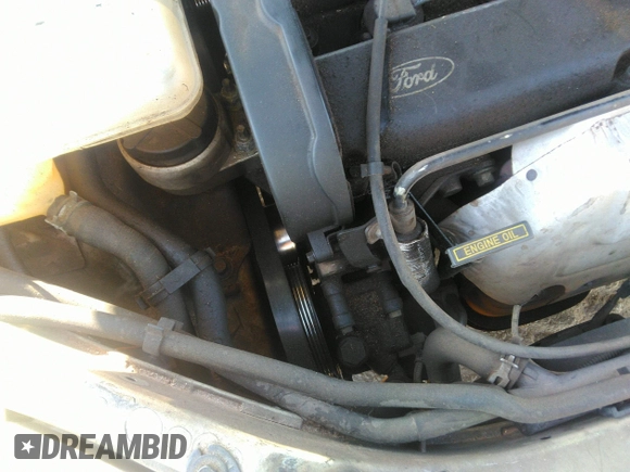 2001 Ford Focus SE with VIN 1FAFP36371W324480, listed as a IAAI auction lot 42071329 with 161,894 mi miles and . Bid and sale history available at carsss.com. Image 6.