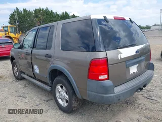 2005 Ford Explorer XLS with VIN 1FMZU72K75UA74093, listed as a IAAI auction lot 42216780 with 184,112 mi miles and . Bid and sale history available at DreamBid. Image 3.