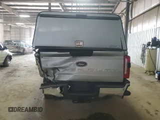 2023 Ford F-250 XL with VIN 1FT7X2BN8PED57681, listed as a Copart auction lot 58341604 with 8,220 mi miles and Salvage title. Bid and sale history available at DreamBid. Image 6.
