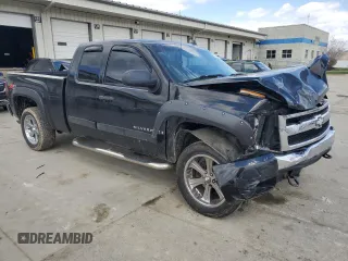 2007 Chevrolet Silverado 1500 1LT with VIN 1GCEK19097Z586132, listed as a Copart auction lot 50406825 with 177,331 mi miles and Salvage Title. Bid and sale history available at DreamBid. Image 4.