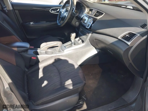 2017 Nissan Sentra SV with VIN 3N1AB7AP3HL642104, listed as a IAAI auction lot 41898136 with 83,495 mi miles. Bid and sale history available at carsss.com. Image 5.