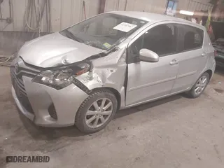 2016 Toyota Yaris L with VIN VNKKTUD32GA066699, listed as a IAAI auction lot 41387987 with 76,595 mi miles. Bid and sale history available at carsss.com. Image 17.