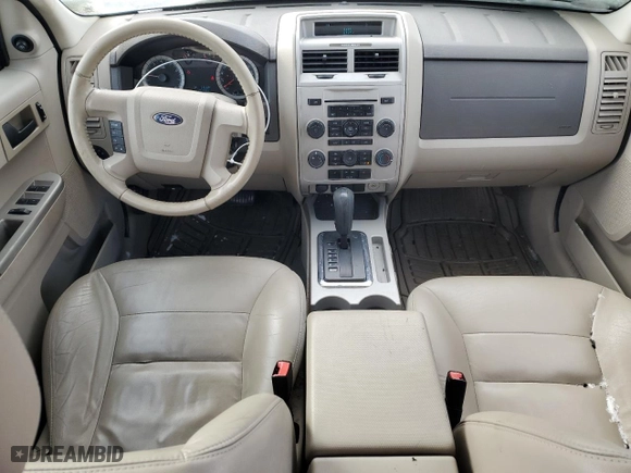 2008 Ford Escape XLT with VIN 1FMCU03148KD28538, listed as a Copart auction lot 43195975 with 137,437 mi miles and Salvage Title. Bid and sale history available at carsss.com. Image 8.