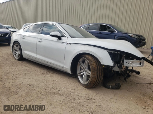 2019 Audi A5 Sportback Premium Plus with VIN WAUENCF54KA094647, listed as a Copart auction lot 45642143 with 29,611 mi miles. Bid and sale history available at carsss.com. Image 4.