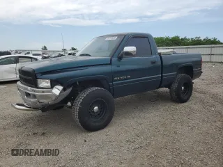 1997 Dodge 1500 z VIN 1B7HF16Z5VS101964, wystawiony jako Copart lot #57219285 z przebiegiem 208 489 mil mil oraz Szkoda całkowita • Salvage title. Historia ofert i sprzedaży dostępna na DreamBid. Obrazek 1.