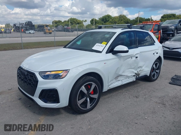 2024 Audi Q5 S line Premium Plus with VIN WA1EAAFY8R2134448, listed as a IAAI auction lot 41547957 with 3,964 mi miles. Bid and sale history available at carsss.com. Image 2.