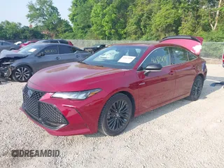 2019 Toyota Avalon Limited Hybrid z VIN 4T1B21FB9KU008154, wystawiony jako IAAI lot #42423108 z przebiegiem 113 376 mil mil oraz . Historia ofert i sprzedaży dostępna na DreamBid. Obrazek 2.