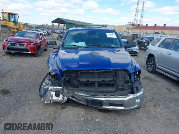 2015 Ram 1500 Big Horn z VIN 1C6RR7LT0FS595755, wystawiony jako IAAI lot #41990415 z przebiegiem 175 888 mil mil oraz . Historia ofert i sprzedaży dostępna na DreamBid. Obrazek 12.