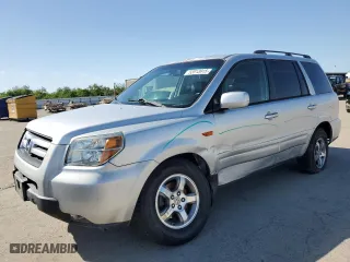 2006 Honda Pilot EX-L with RES with VIN 5FNYF28686B051729, listed as a Copart auction lot 52013915 with 155,598 mi miles and Salvage Title. Bid and sale history available at carsss.com. Image 1.
