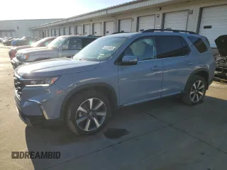 2025 Honda Pilot Elite with VIN 5FNYG1H80SB012927, listed as a Copart auction lot 43325565 with 5,642 mi miles and Salvage Title. Bid and sale history available at carsss.com. Image 1.