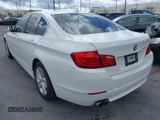 2013 BMW 5 Series 528i with VIN WBAXG5C50DDY34618, listed as a IAAI auction lot 41665956 with 85,088 mi miles and . Bid and sale history available at carsss.com. Image 3.