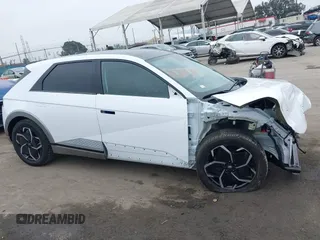 2024 Hyundai Ioniq 5 Limited z VIN KM8KR4DE8RU341059, wystawiony jako IAAI lot #42172937 z przebiegiem 3 480 mil mil oraz . Historia ofert i sprzedaży dostępna na DreamBid. Obrazek 14.