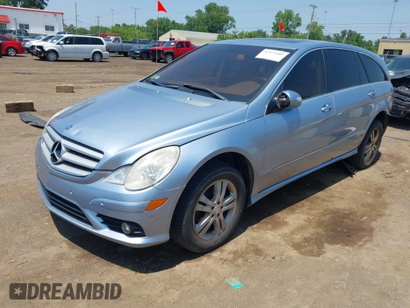 2008 Mercedes-Benz R 3.5L z VIN 4JGCB65EX8A062523, wystawiony jako IAAI lot #42471185 z przebiegiem 109 790 mil mil oraz . Historia ofert i sprzedaży dostępna na DreamBid. Obrazek 2.