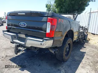 2018 Ford F-250 XL with VIN 1FT7W2BT3JEB60474, listed as a IAAI auction lot 42583388 with Not provided miles and . Bid and sale history available at DreamBid. Image 4.