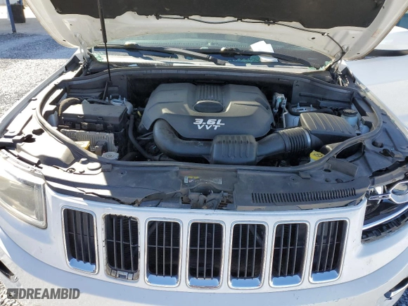2014 Jeep Grand Cherokee Laredo with VIN 1C4RJEAGXEC137126, listed as a Copart auction lot 46509155 with 143,260 mi miles and Salvage Title. Bid and sale history available at carsss.com. Image 13.