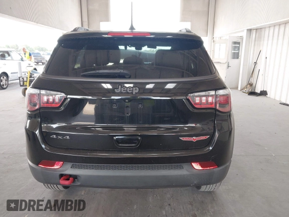 2020 Jeep Compass Trailhawk with VIN 3C4NJDDB3LT170463, listed as a IAAI auction lot 42446080 with 83,336 mi miles and . Bid and sale history available at DreamBid. Image 17.