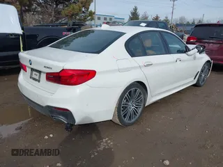 2018 BMW 5 Series 530i xDrive with VIN WBAJA7C58JWC76331, listed as a IAAI auction lot 41586204 with 86,578 mi miles. Bid and sale history available at carsss.com. Image 4.